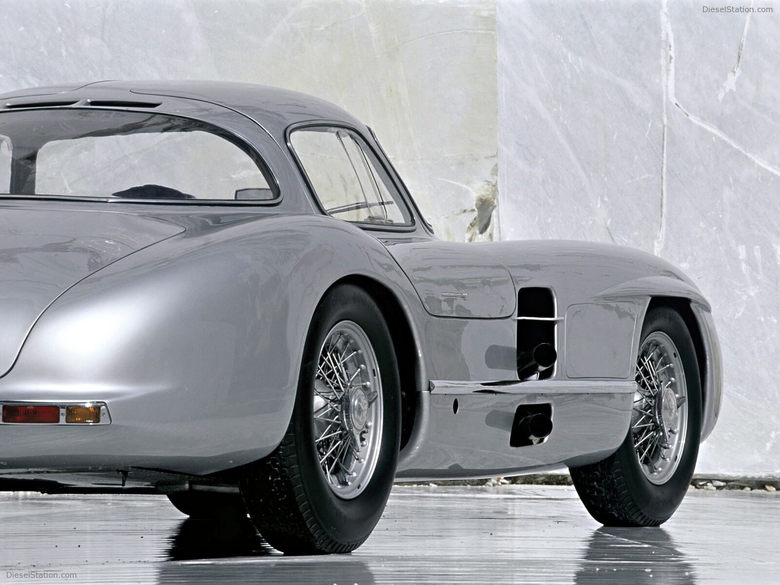 Mercedes SLR Class